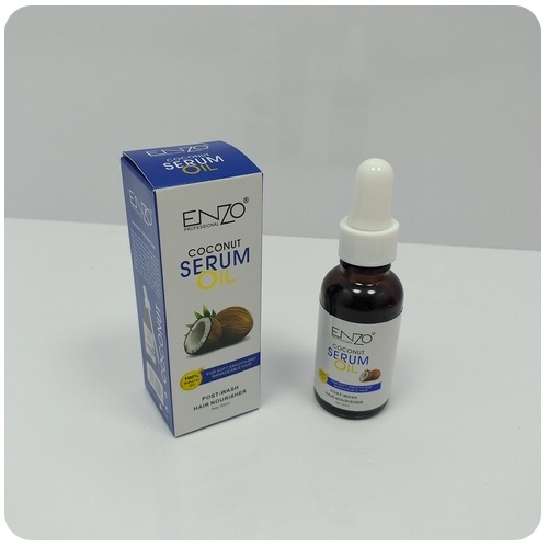 همراه این دستگاه دو شیشه روغن نارگیل برای ترمیم و براق کردن موها ارائه شده است