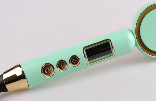 بر روی دسته برس حرارتی انزو دکمه پاور و دکمه های مثبت و منفی قرار دارند.