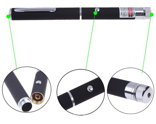 بدنه از چندین قسمت مجزا تشکیل شده که به یکدیگر متصل شده اند.