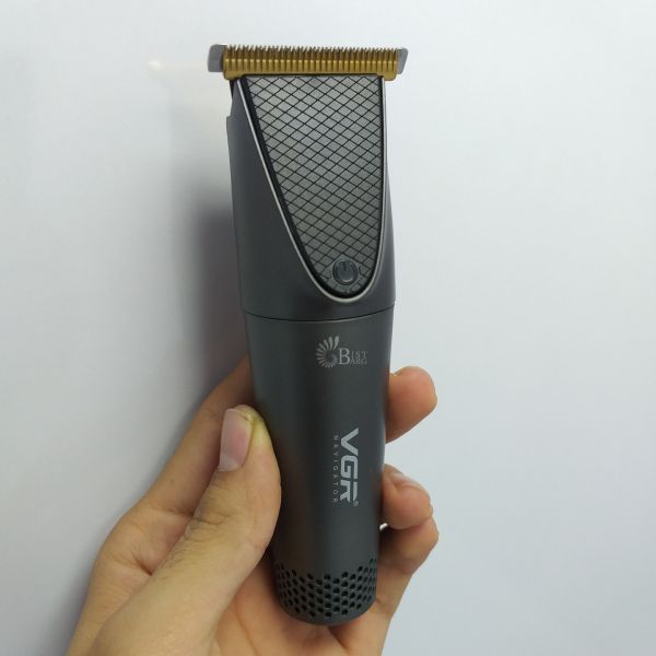 طراحی ظاهری ماشین اصلاح VGR V-090