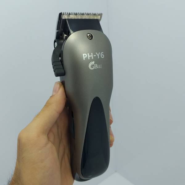 طراحی ظاهری ماشین اصلاح فیلیپس مدل Y6