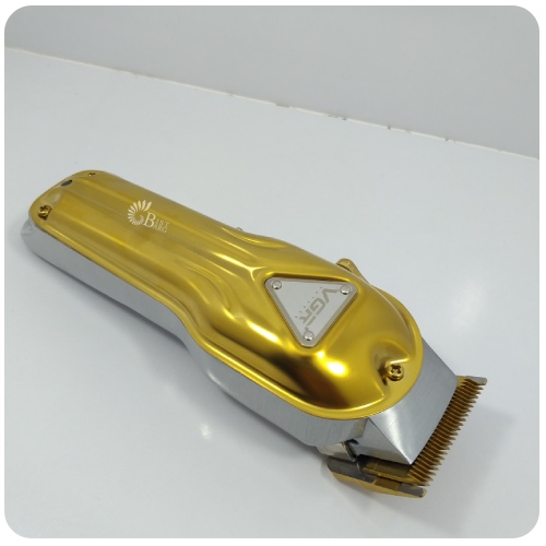 نقد و بررسی