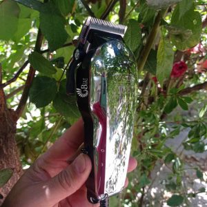 ماشین اصلاح سر و صورت وال مدل Super Taper Chrome..