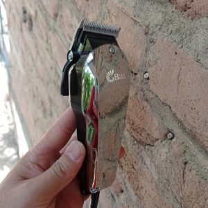 مشخصات فنی ماشین اصلاح سر و صورت وال مدل Super Taper Chrome..