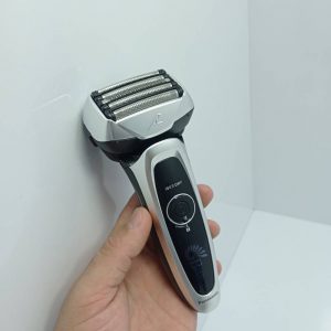 دارای موتور پرقدرت