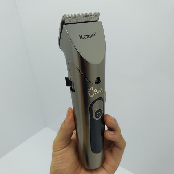 طراحی ظاهری ماشین اصلاح کیمی مدل KM-1627