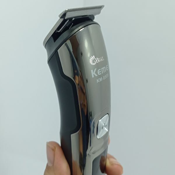 طراحی ظاهری ماشین اصلاح موی سر و صورت کیمی مدل KM-8509