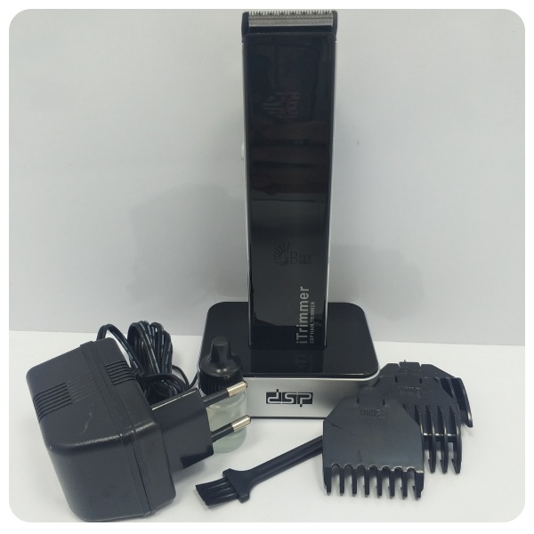 اقلام داخل جعبه  ماشین اصلاح موی سر و صورت دی اس پی مدل DSP 90023A